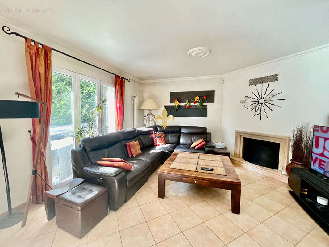 Maison à ORRY-LA-VILLE