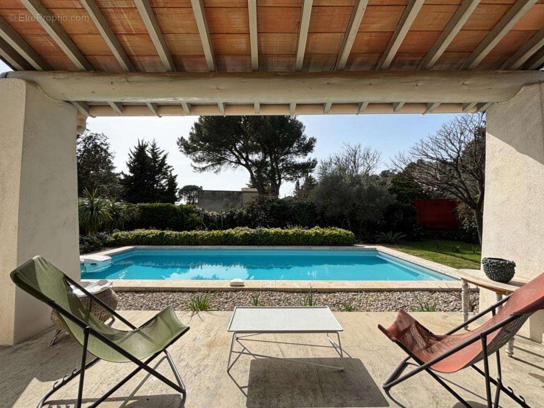 Maison à VILLENEUVE-LES-AVIGNON