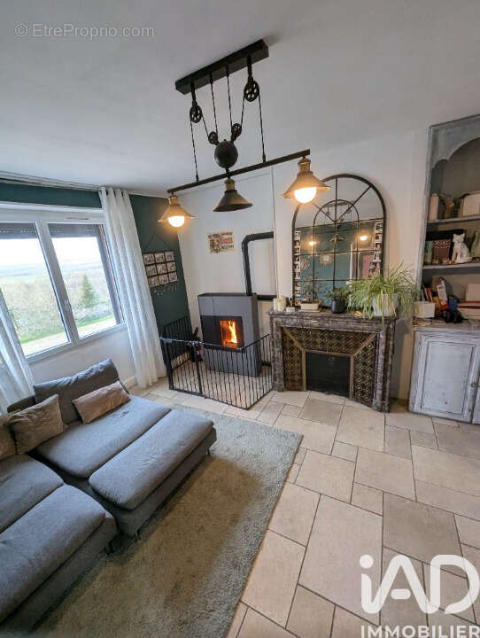 Maison 93 m² à Mont-Saint-Sulpice  - photo 5