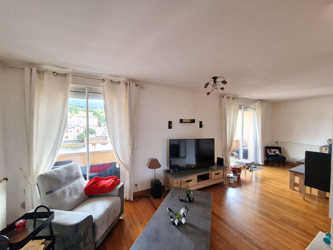 Appartement à OYONNAX