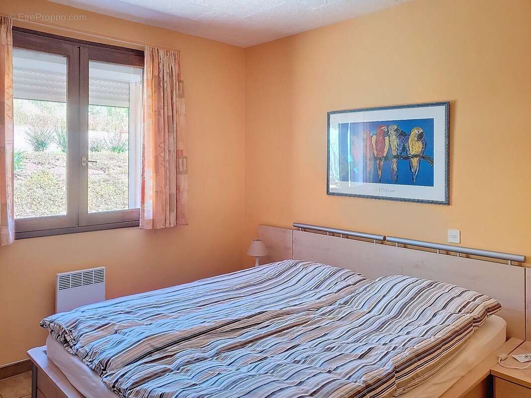 Maison à LA TOUR-SUR-ORB