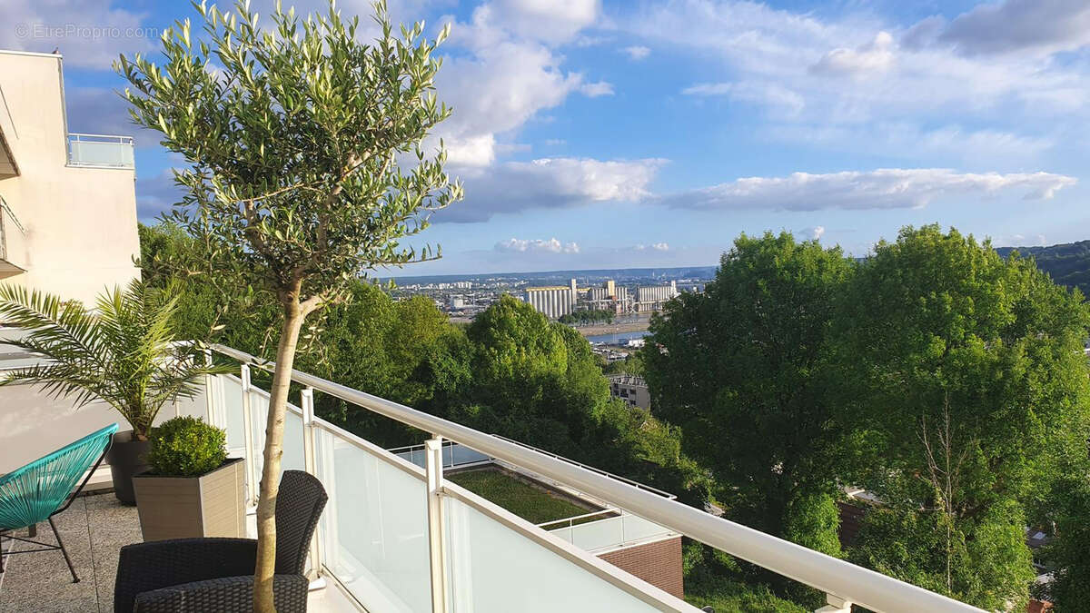 Appartement à DEVILLE-LES-ROUEN
