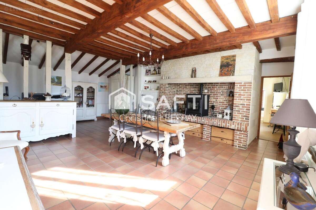 Maison 165 m² à Bouquemaison  - photo 4