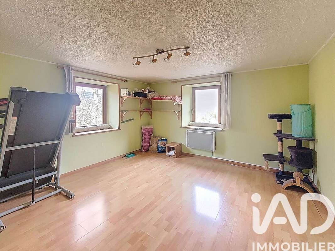 Maison 105 m² à Ban-Sur-Meurthe-Clefcy  - photo 8