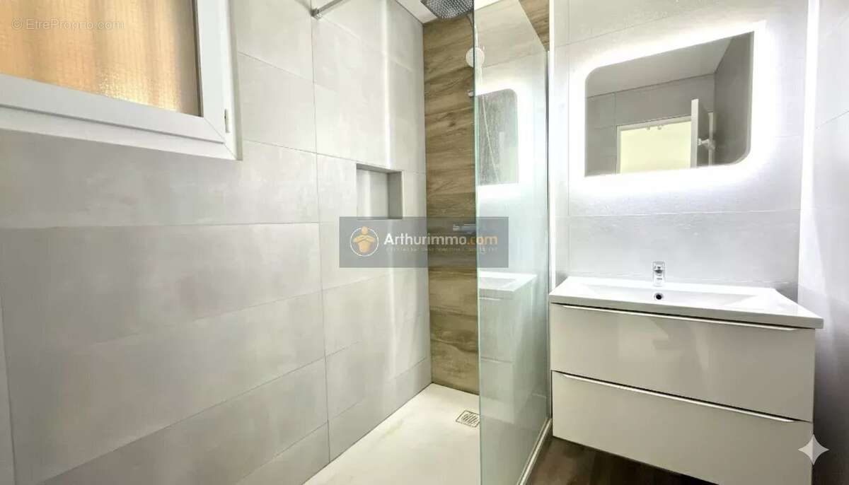 Appartement à SAINT-RAPHAEL