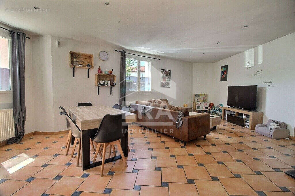 Maison à CLERMONT-FERRAND