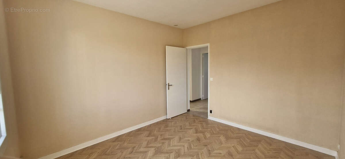 Maison à MORTAGNE-SUR-GIRONDE