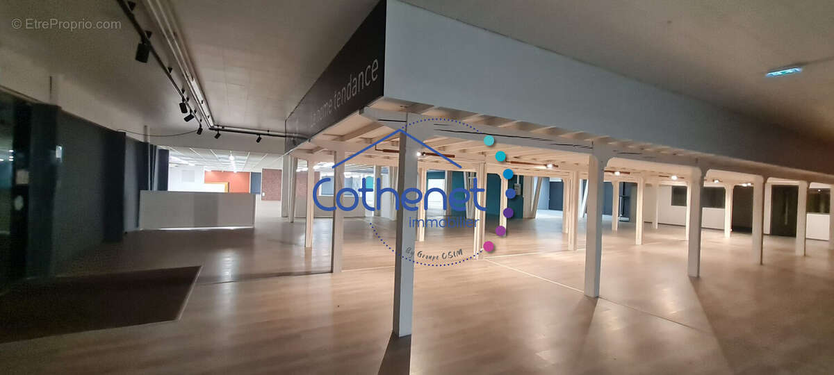 Commerce à CHAUFFAILLES