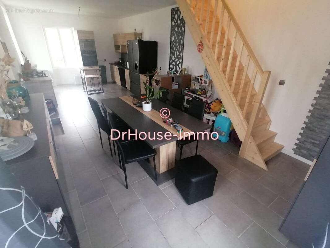 Maison à PORT-DE-PILES