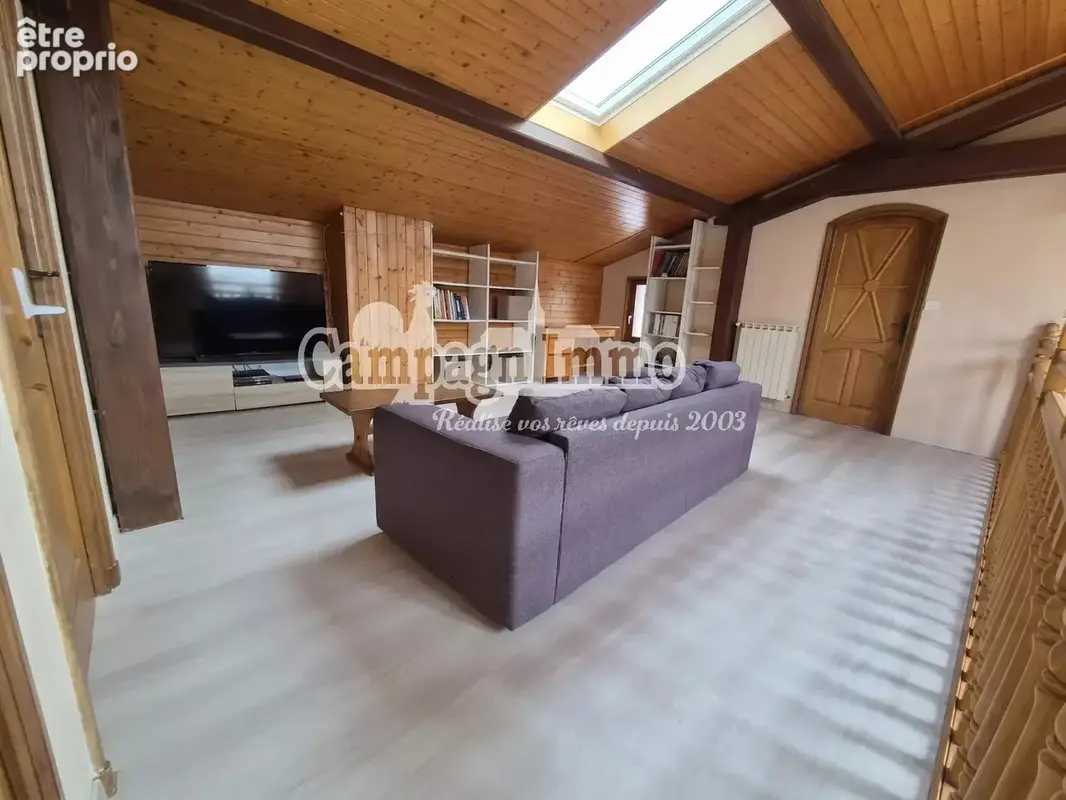 Le charme de l’ancien, l’espace d’une maison familiale et un jardin pour en profiter pleinement… - photo 12