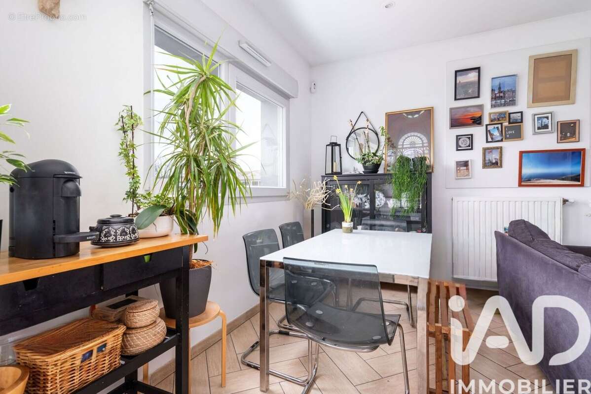 Photo 7 - Appartement à VILLEURBANNE