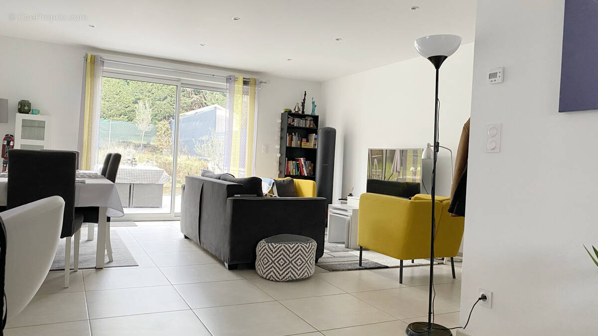 Appartement à BRINDAS