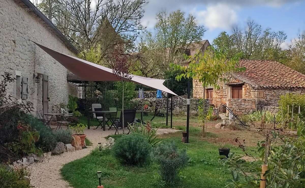 Maison à ESCLAUZELS