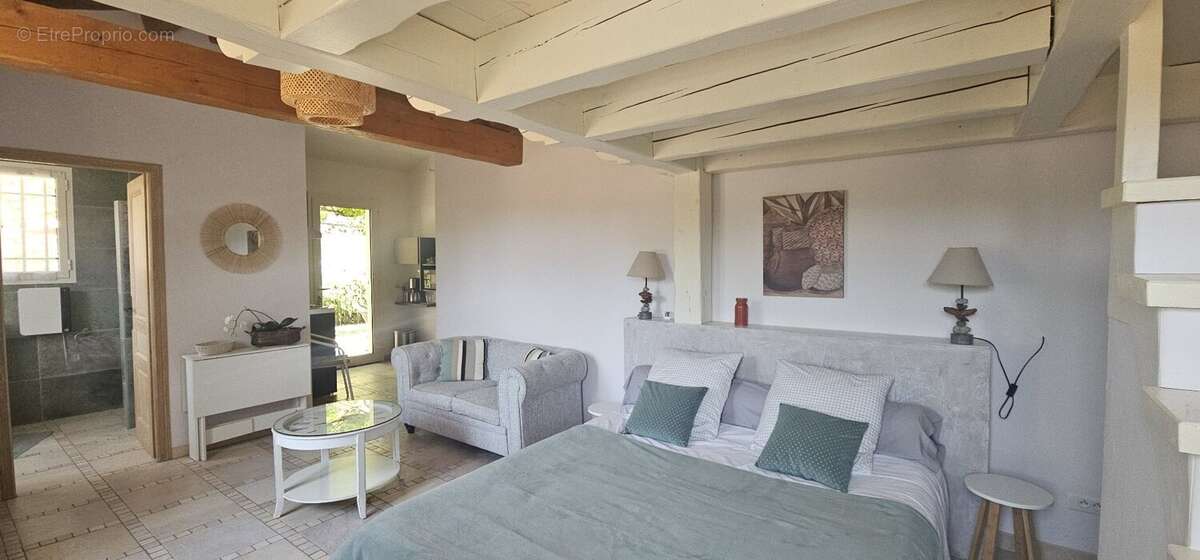 Levens  maison d'architecte au style florentin  piscine  prestations haut de gamme - photo 10