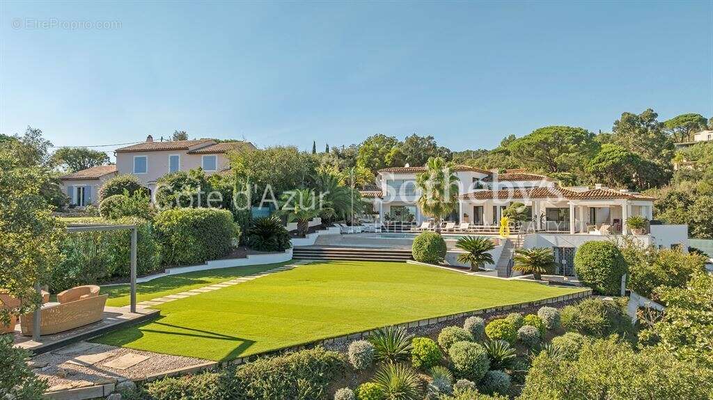 Grimaud Maison contemporaine avec piscine et vue mer - Domaine de Beauvallon - photo 20