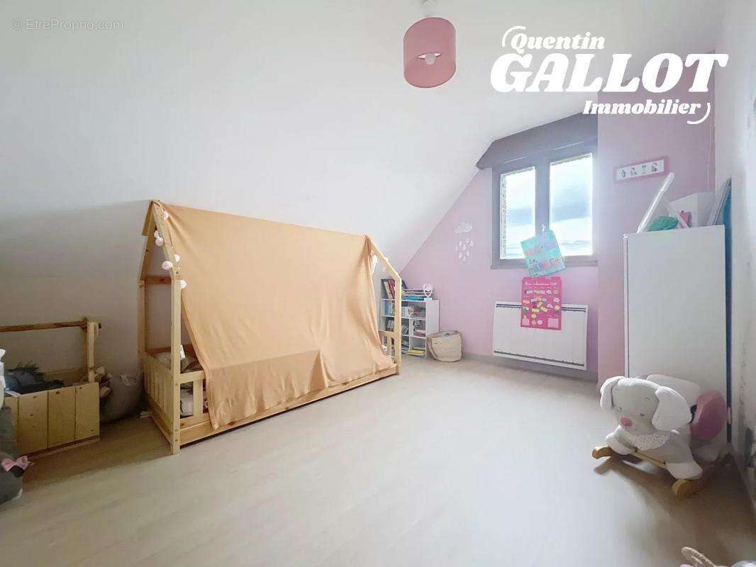 Maison à CAPPELLE-BROUCK