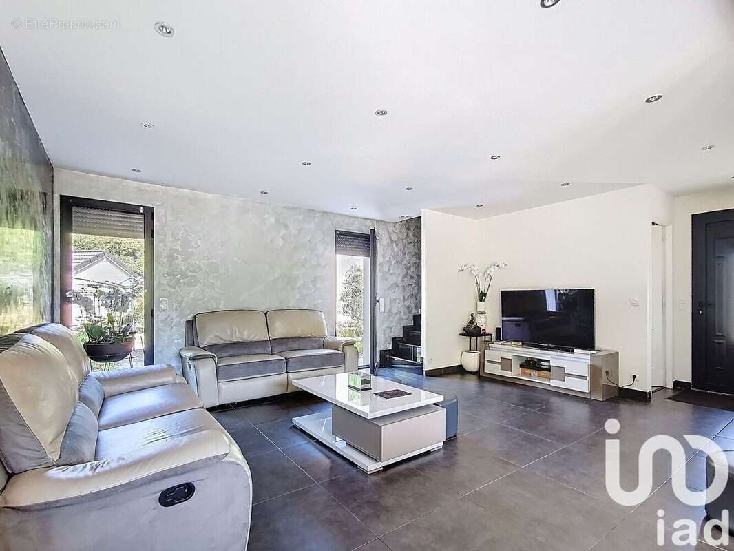 Photo 7 - Maison à MONNETIER-MORNEX