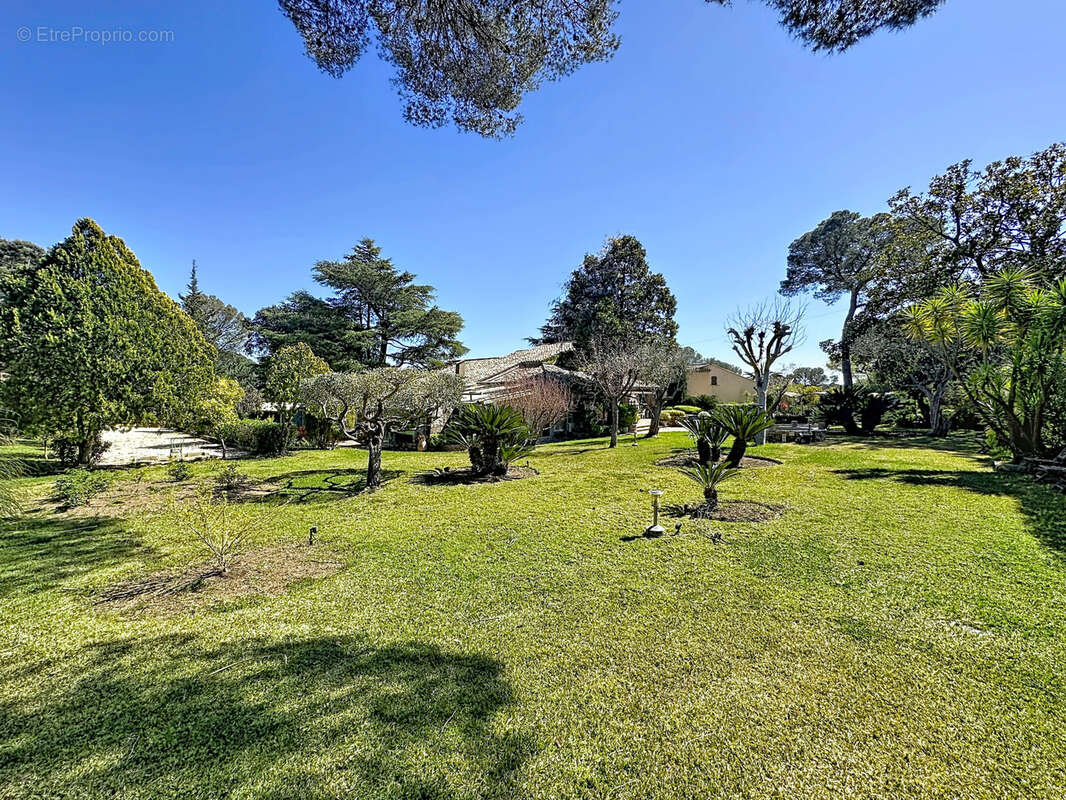 Maison à SAINT-RAPHAEL