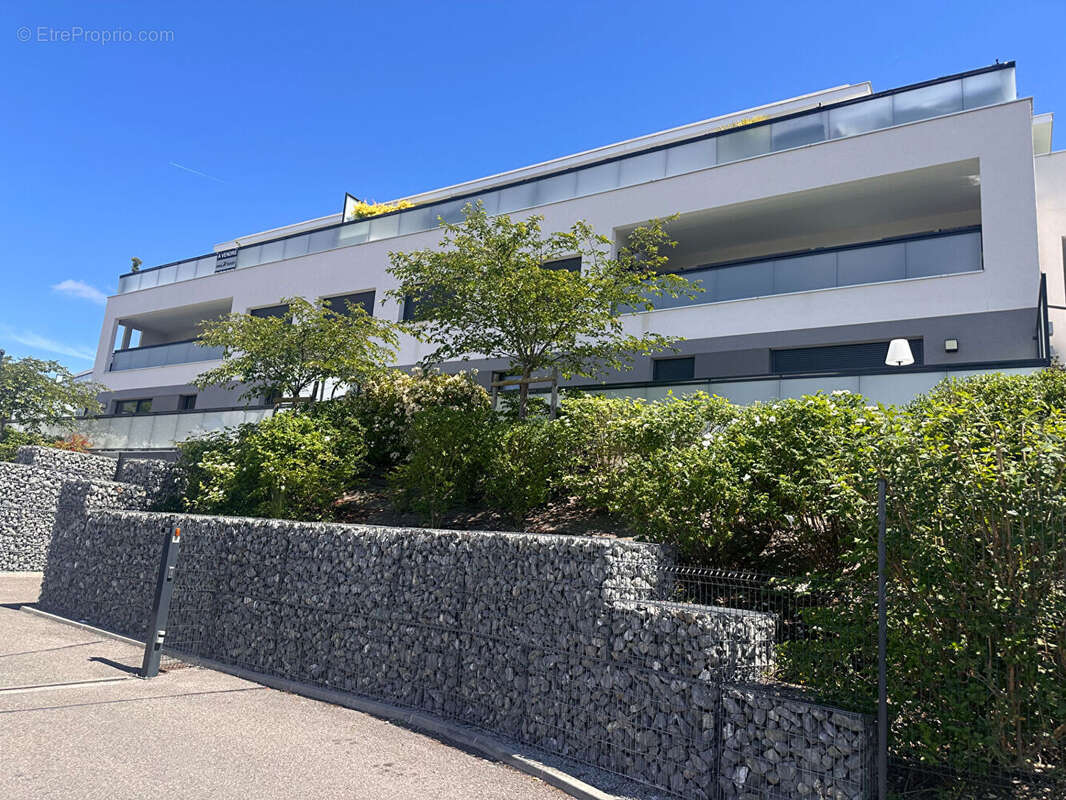 Appartement à VETRAZ-MONTHOUX