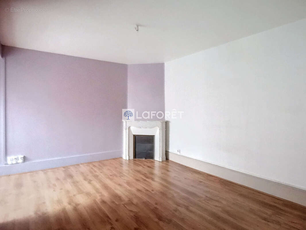 Immeuble de rapport Chauny 8 pièce(s) 240 m2 - photo 2
