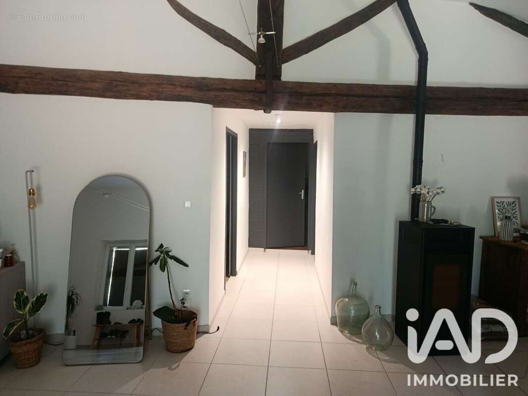 Maison 207 m² à Mons  - photo 2