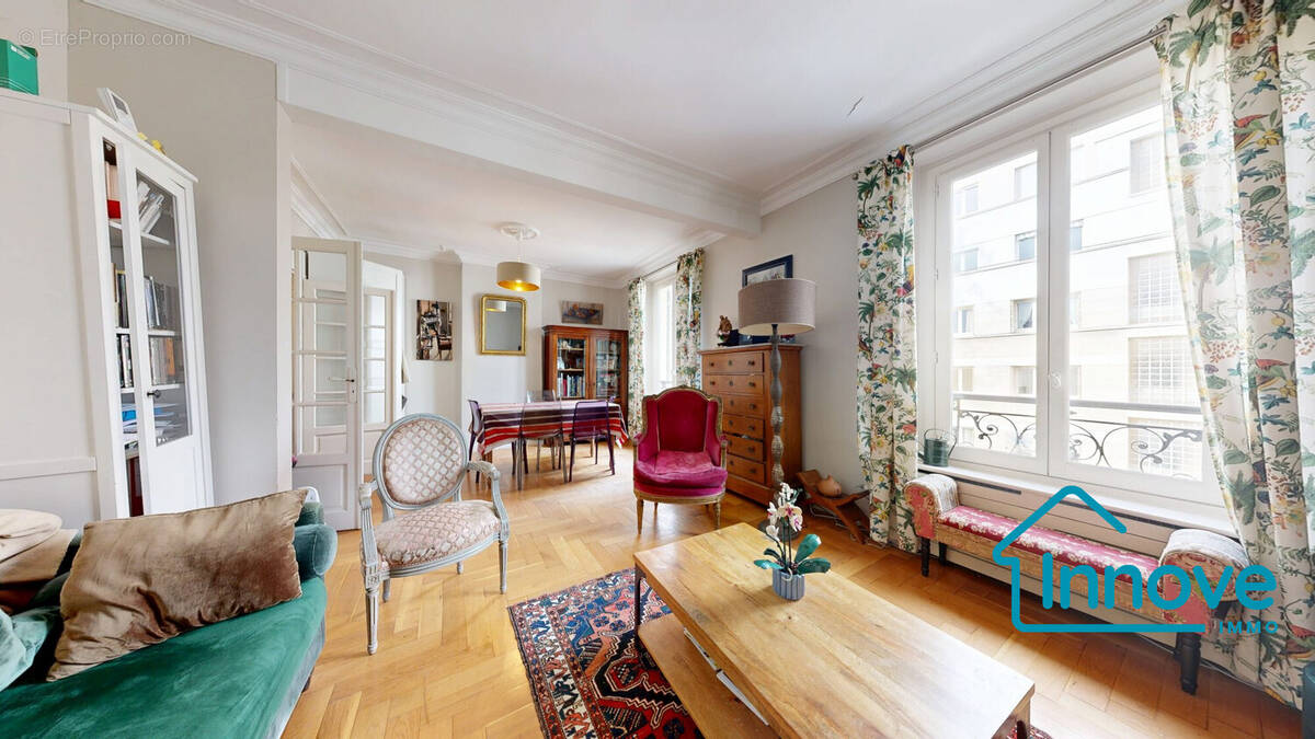 Appartement à VERSAILLES