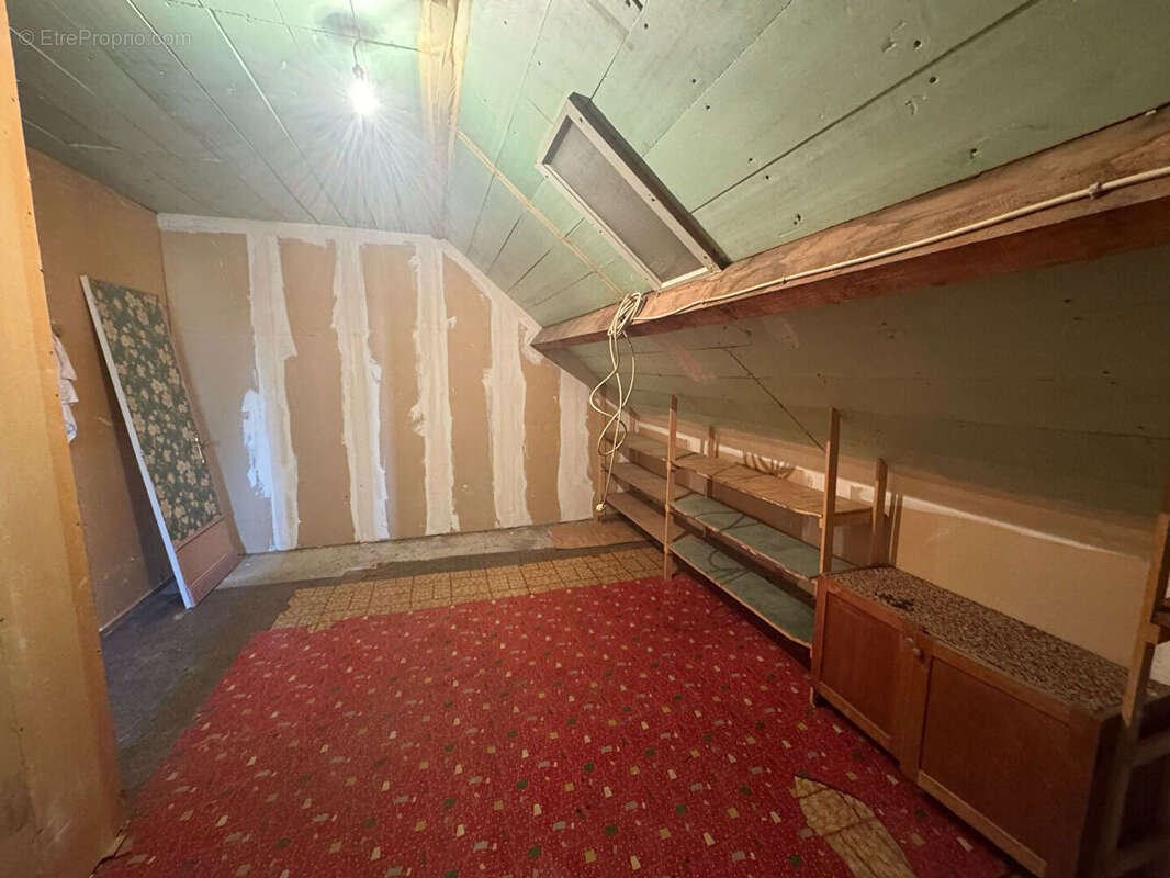 Maison à FLEURY-LES-AUBRAIS