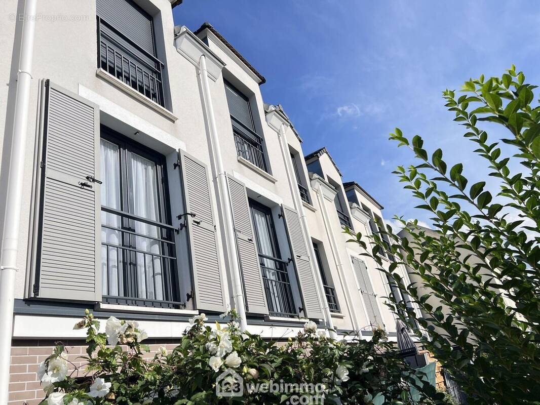 Appartement à THIAIS