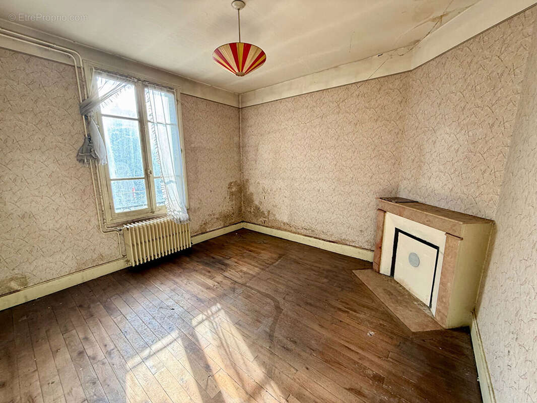Maison Yzeure 4 pièce(s) 82 m2 - photo 5