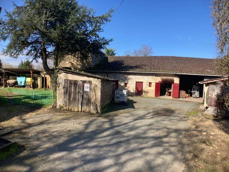 Maison à SAINT-EMILION
