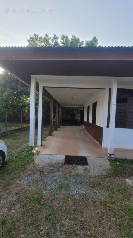 Maison à SAINT-LAURENT-DU-MARONI