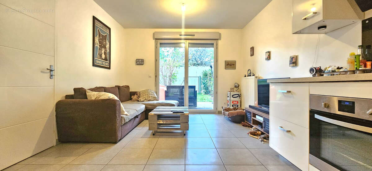 Appartement à MIRIBEL