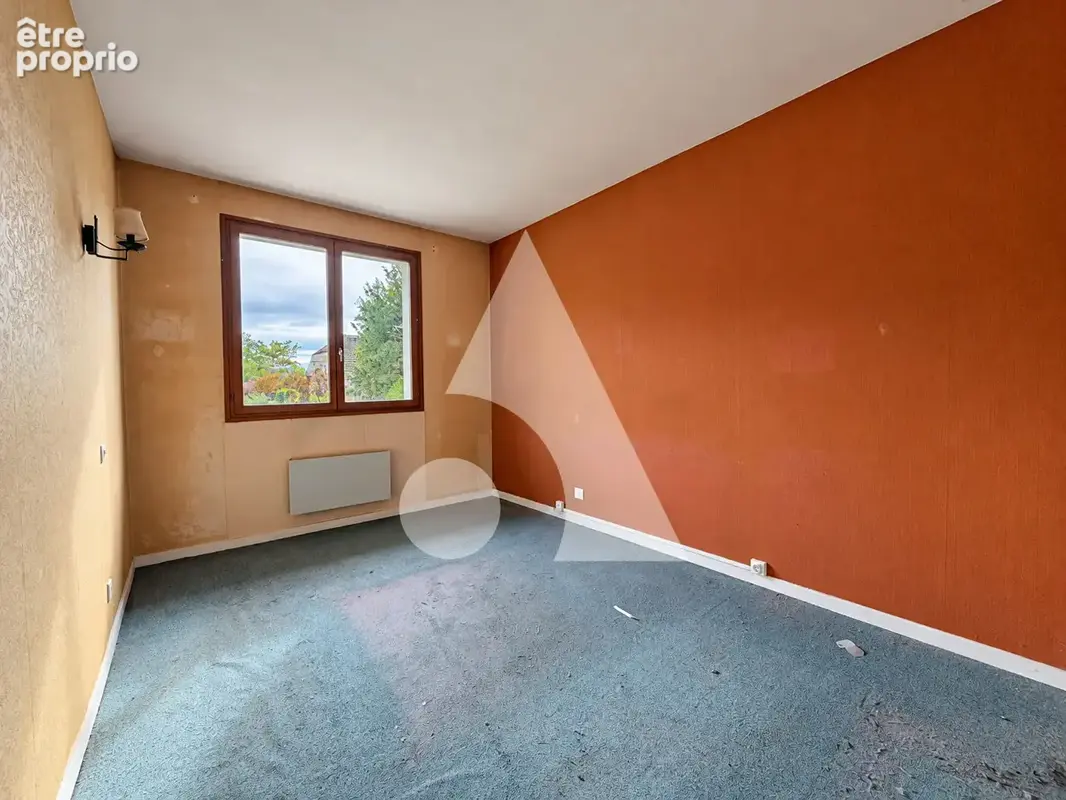 MOUXY  Maison mitoyenne avec jardin et beau potentiel - photo 13