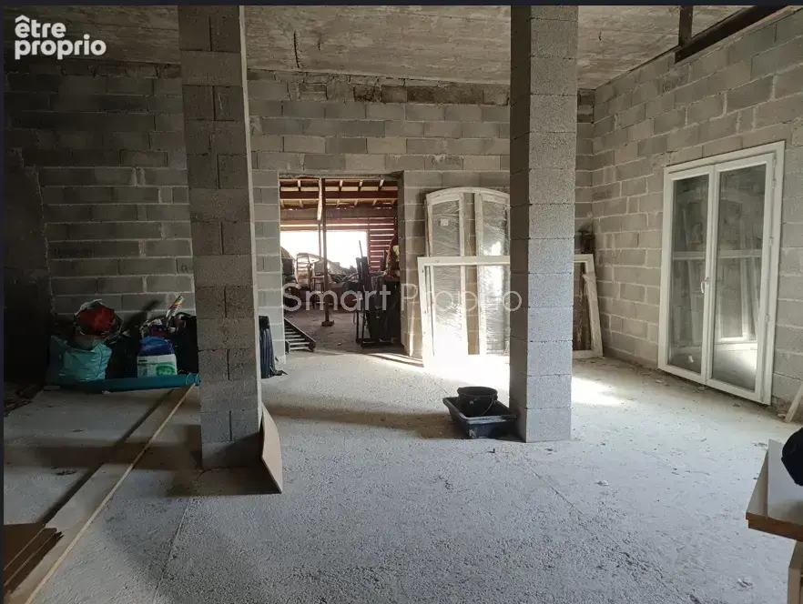 La  coucourde 26740 - ensemble immobilier atypique 300 m2  dont 175 m2 d'annexes - terrain partiellement const - photo 9