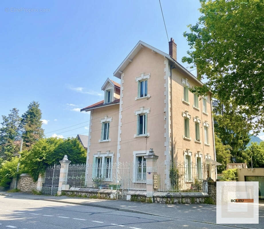 Appartement à SASSENAGE