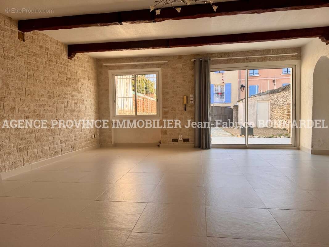 Maison à SERIGNAN-DU-COMTAT