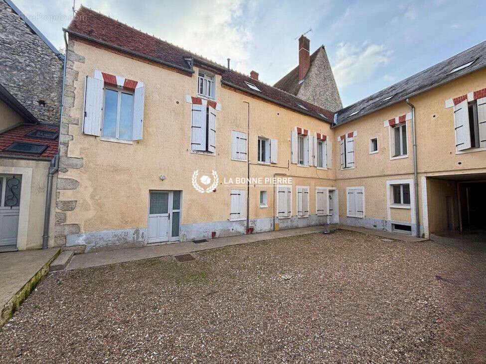 Appartement à CHATILLON-SUR-LOIRE