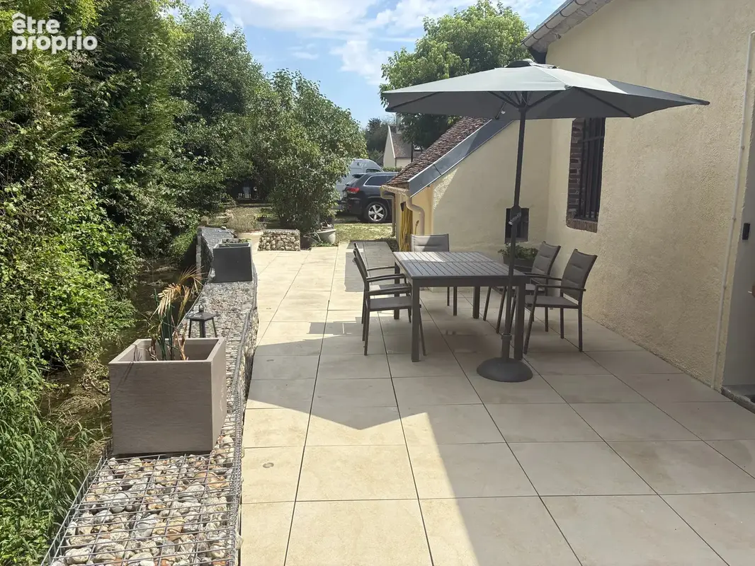 Maison 5 chambres , terrain 549 m² - photo 2
