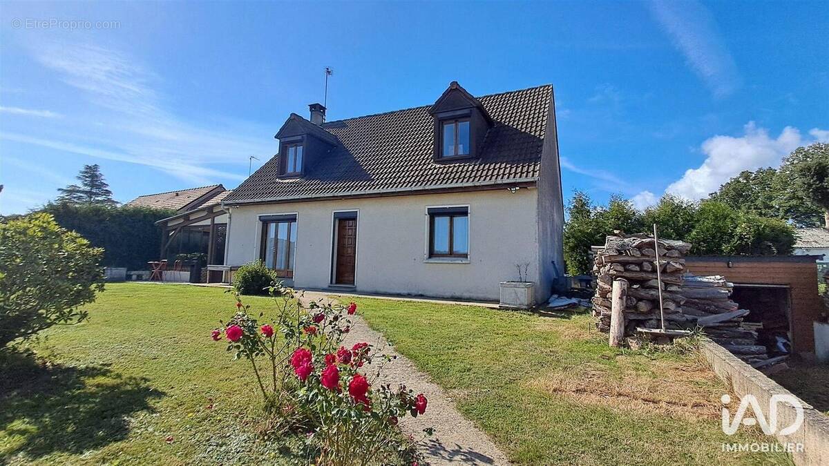 Photo 1 - Maison à LA FRAMBOISIERE