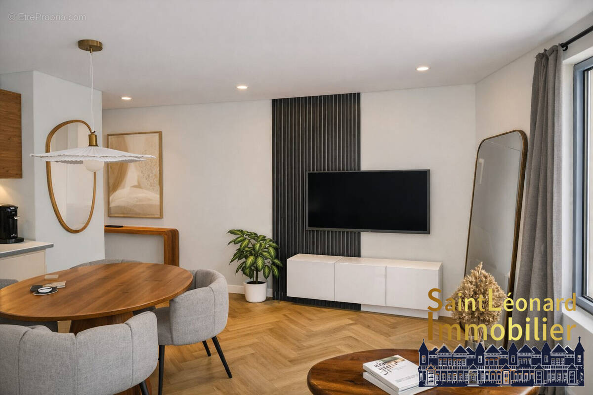 Appartement à FOUGERES