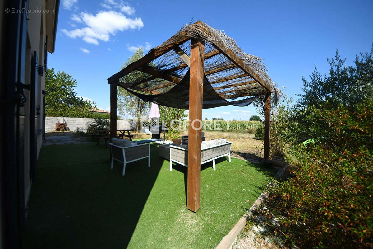 Jolie propriété contemporaine de 138 m² avec grange de caractère à vendre à Rabastens - photo 3