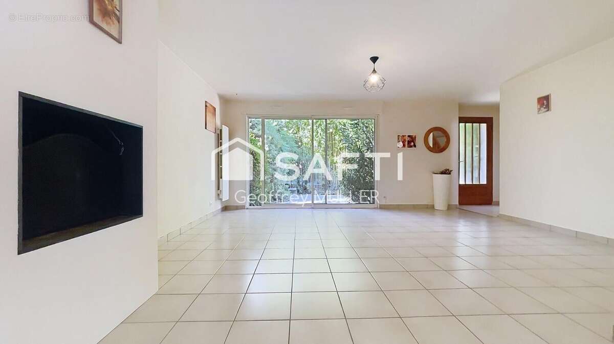 Photo 2 - Maison à SENE