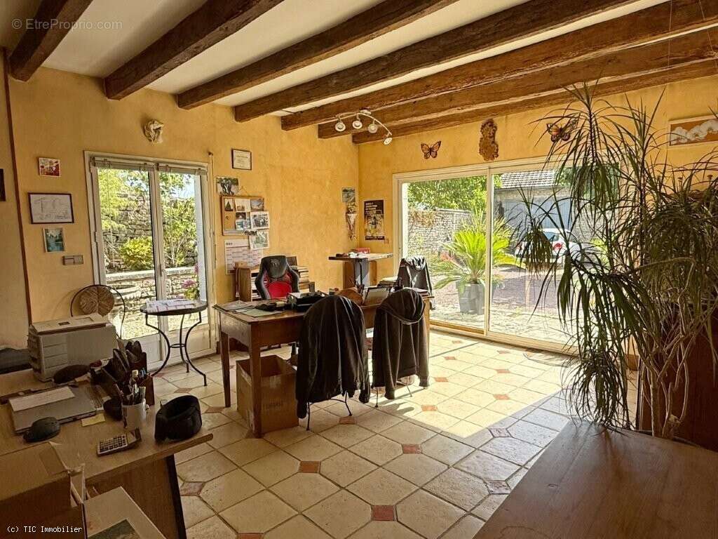 Maison à VERTEUIL-SUR-CHARENTE