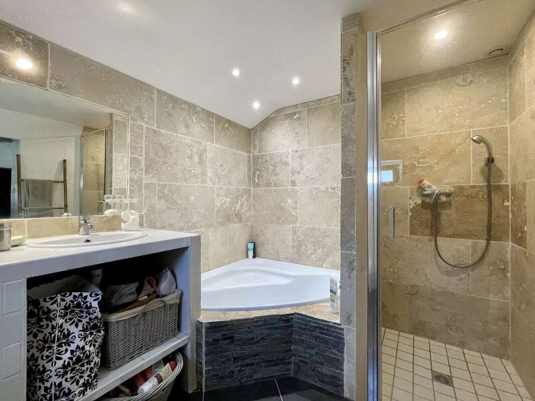 Maison à CASTELMORON-SUR-LOT