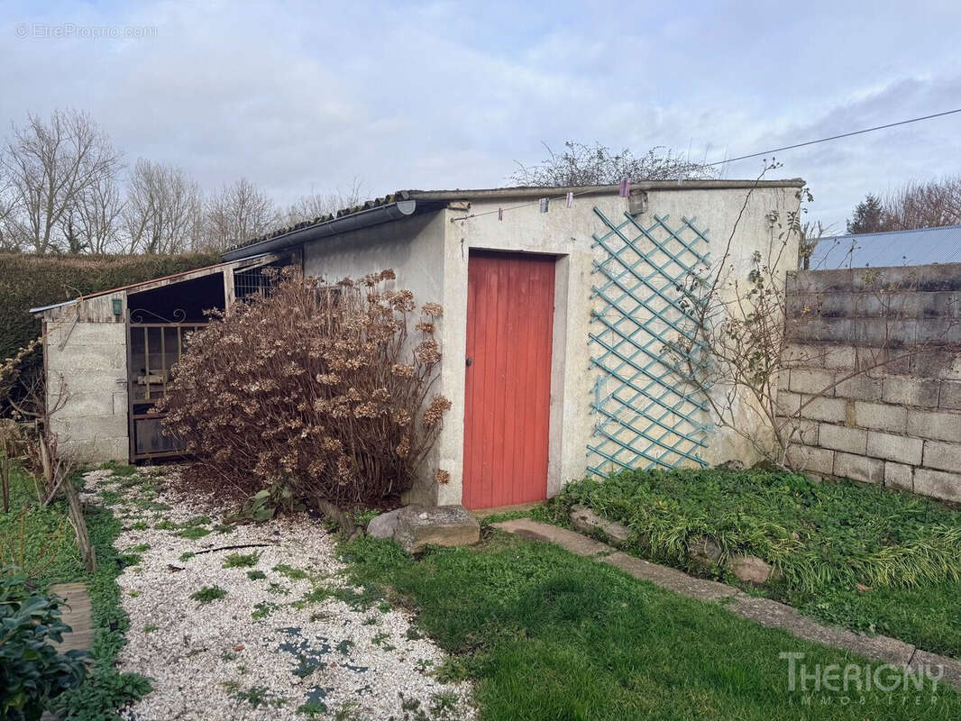 Maison à FEUQUIERES-EN-VIMEU