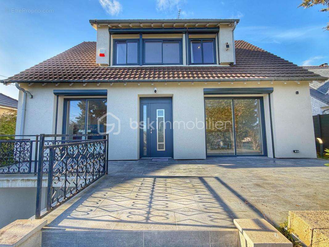 Maison à ECQUEVILLY