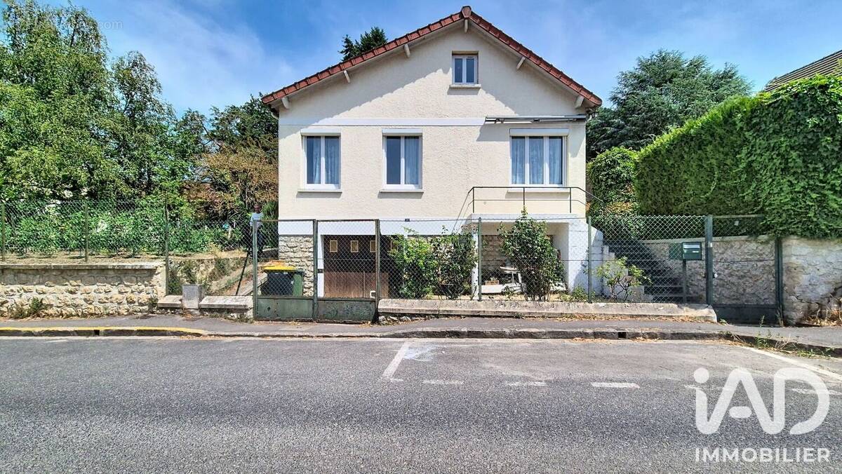 Photo 1 - Maison à BOISSY-LE-CUTTE