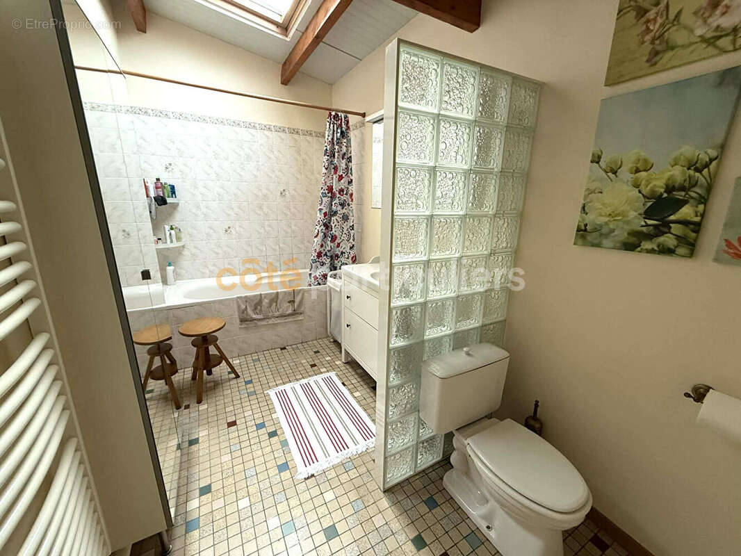 Maison à SAINTE-HONORINE-DU-FAY