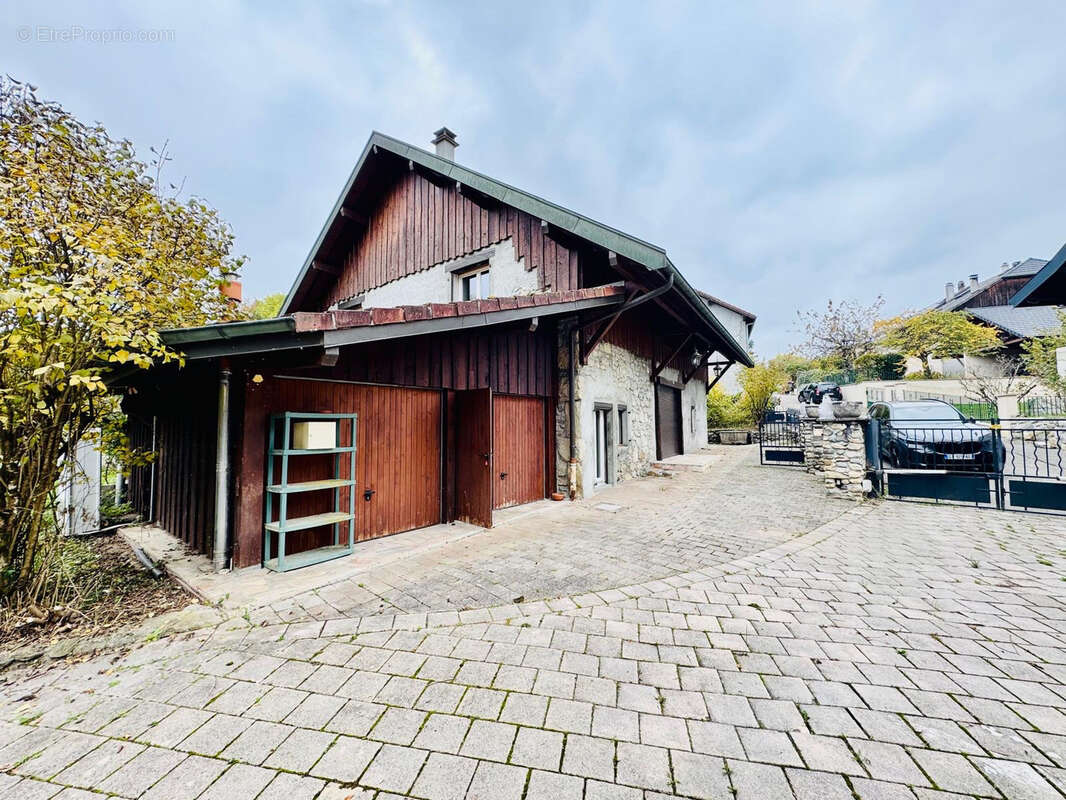 Maison à ALLONZIER-LA-CAILLE