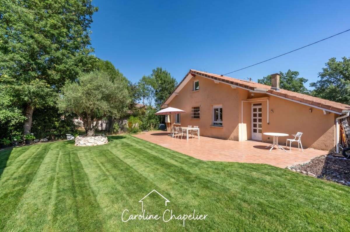 Sur les hauteurs de Plaisance, proche du golf de Téoula, maison 3 chambres, mezzanine / bureau, SDB, 2 WC - photo 14